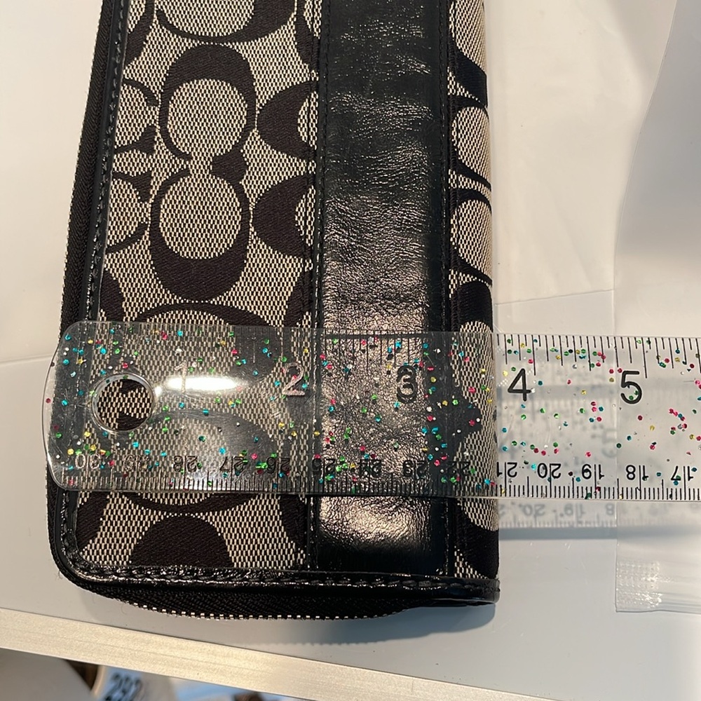 Coach Signature Stripe Accordian Zip Around Wallet card slots black on tan used‎ - Picture 5 of 11